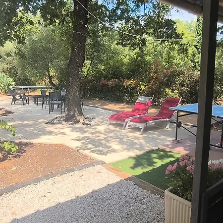 Le De La Terre Neuve Chalet